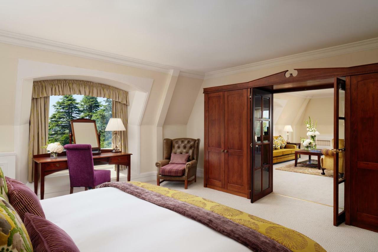 The Culloden Estate And Spa Холивуд Экстерьер фото A suite at the hotel
